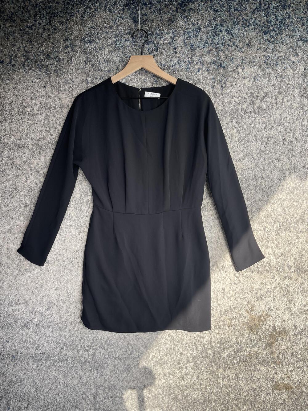 Babaton Dress Womens Small Black Long Sleeve Mini Sheath Back Zip Aritzia LBD